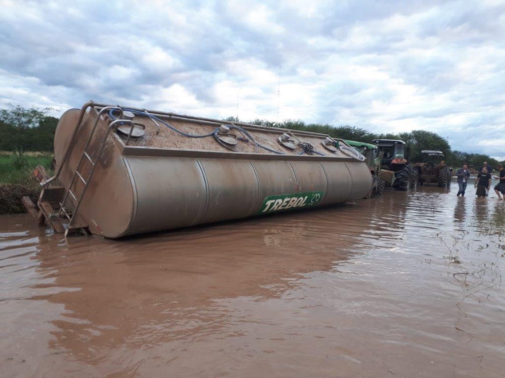 Inundaciones afectan a los productores